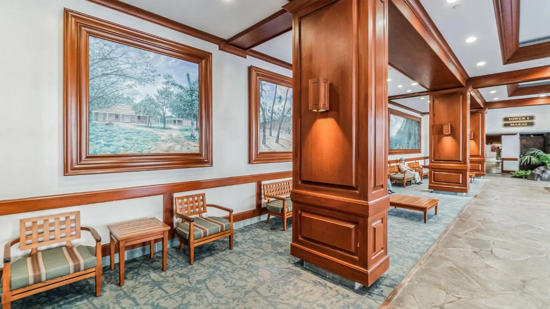 Bright 21St-Floor Corner Condo With Diamond Head Views, Full Kitchen And Steps To Beach Honolulu 0*,